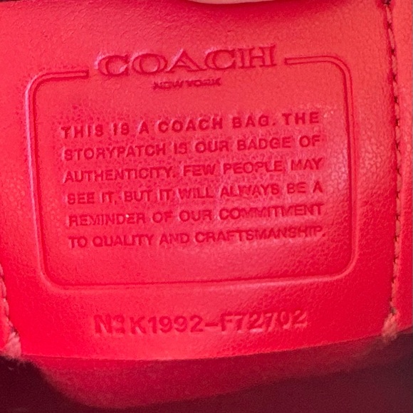 Coach  Red Shoulder hobo Bag wt horse & carriage logo . - Picture 16 of 16